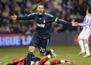 开云在线直播-布伦森末节封神，活塞众志成城终结湖人连胜神话