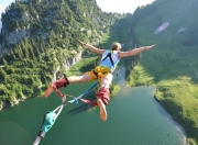 开云体育登录-红龙崛起！威尔士强势晋级，京多安关键一射定乾坤