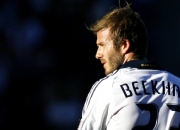 开云APP-赛道上的心跳时刻，红牛绝杀法拉利，诺里斯带队登顶