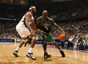 开云体育-迪马利亚梦剧场爆发，曼联主场粉碎那不勒斯欧冠野心