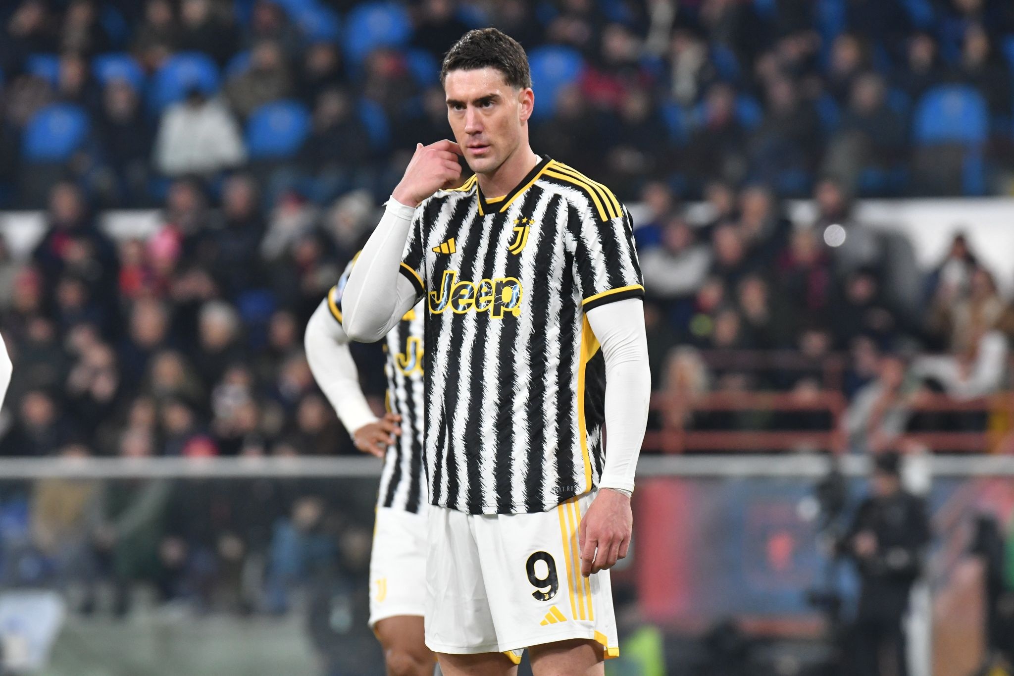 包含阿森纳横扫德国，弗拉霍维奇一己之力扛起全队的词条