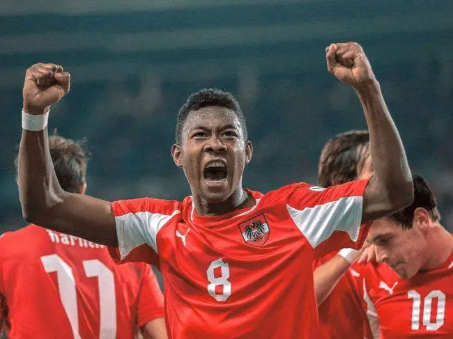 包含奥地利队以惊人的表现横扫北马其顿队的词条