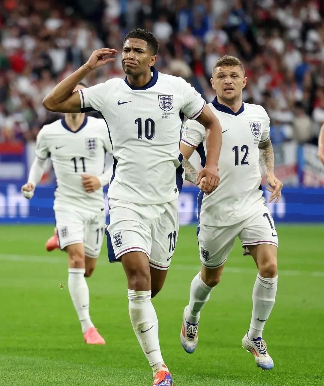 英格兰轻松胜波兰，成功跻身欧国联十六强的简单介绍