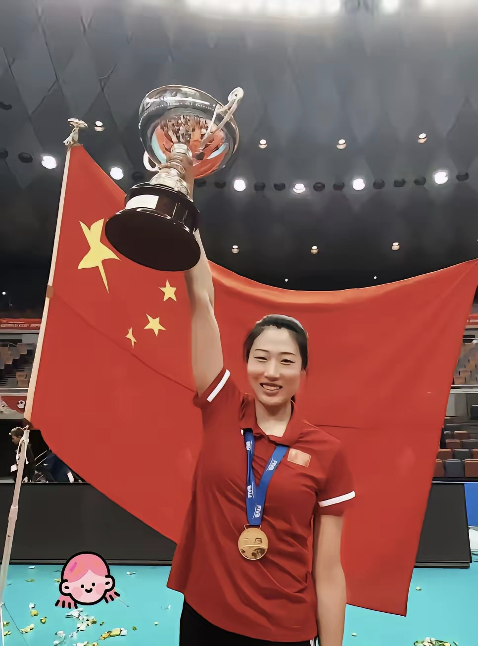 关于眼泪洒满领奖台中国后轻飘飘助她们拿金牌的信息