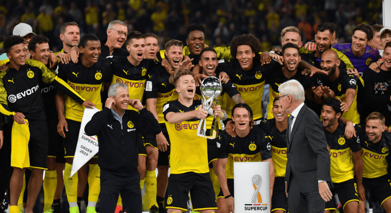 关于格雷米奥客场战胜比利亚雷亚尔，豪取客场胜利的信息