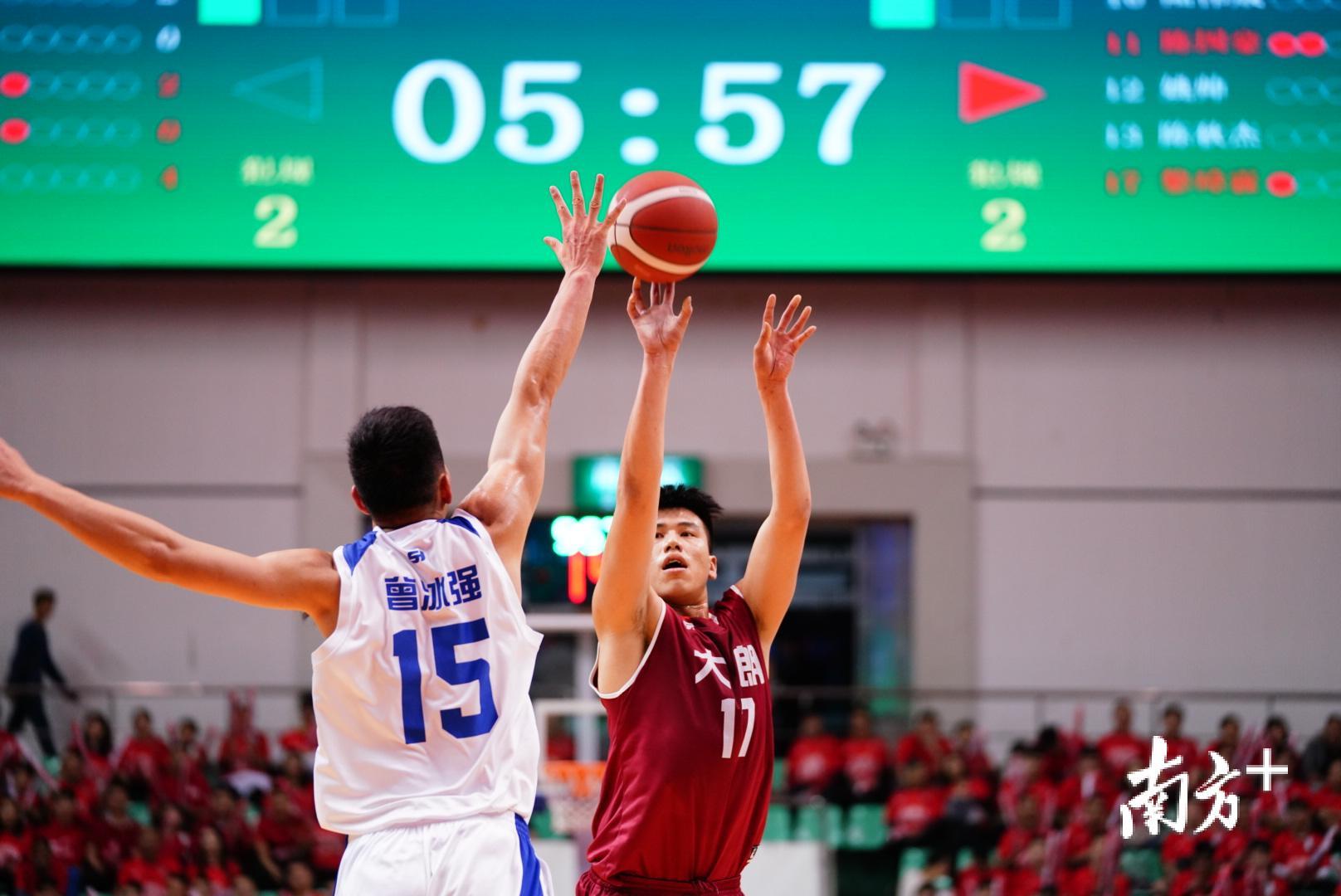 关于江苏男篮主场成功卫冕，稳固领先地位的信息