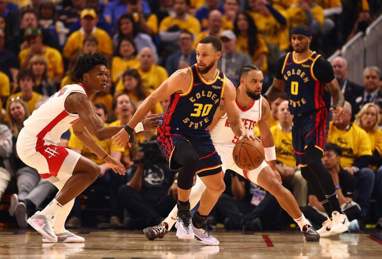 关于法国男篮逆转热火B队，加里纳利三分雨点燃全场的信息