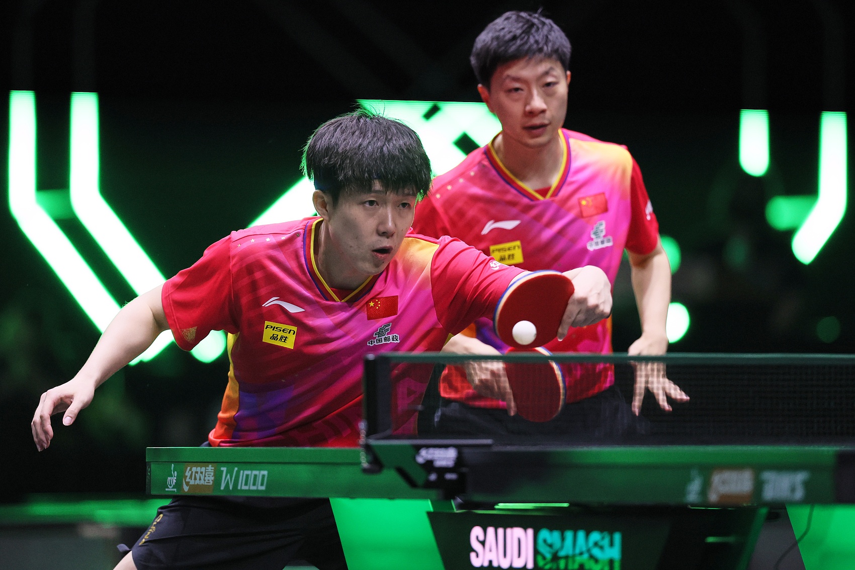 中国乒乓球队完胜波兰乒乓球队，波尔制霸全场的简单介绍