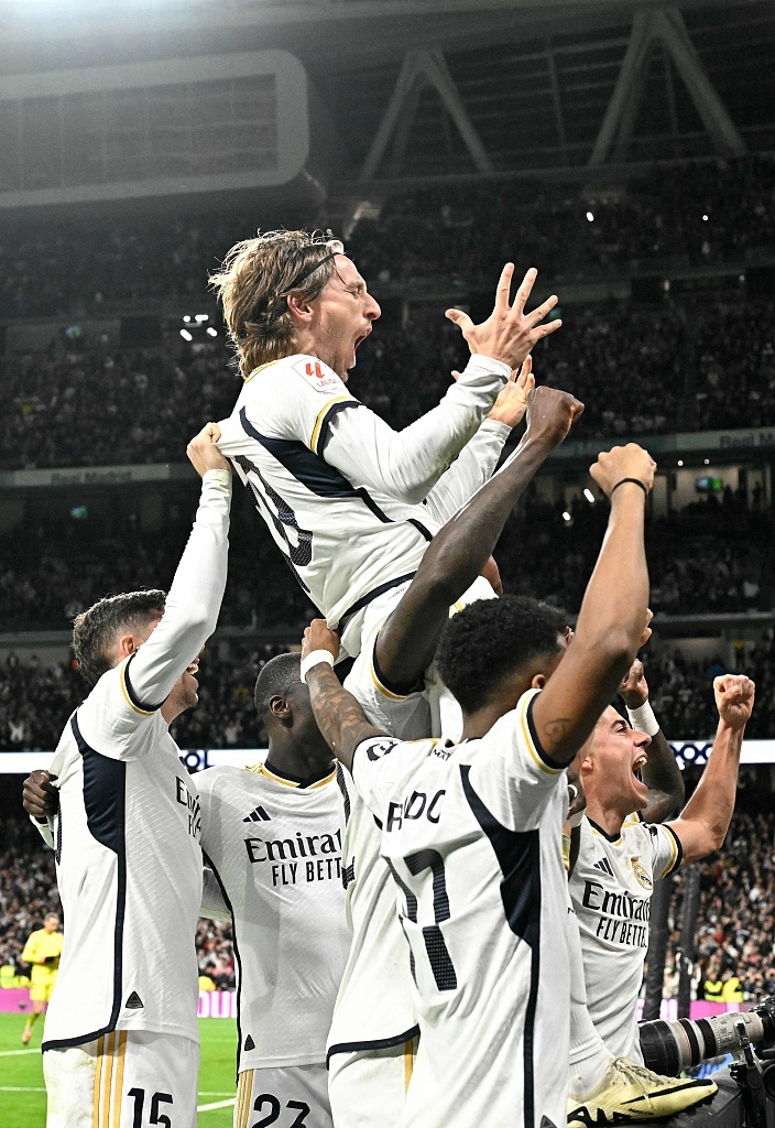 巴黎强势利物浦，莫德里奇送出助攻