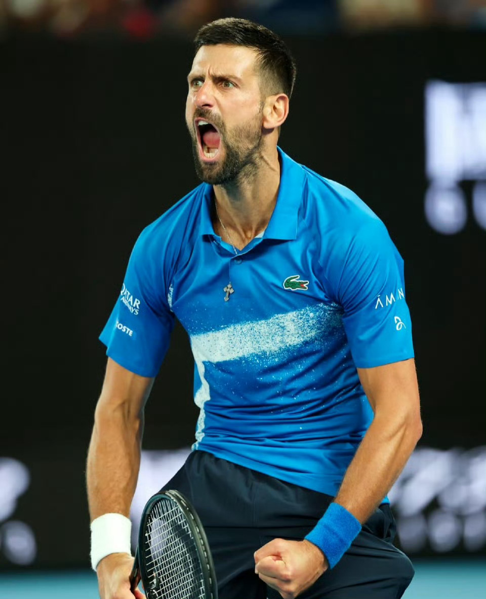 关于澳大利亚网球队翻盘西班牙网球队，德约科维奇高光表现的信息