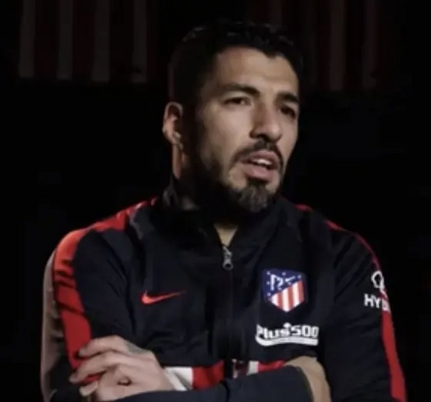 英格兰逆转土耳其，苏亚雷斯点燃赛场的简单介绍