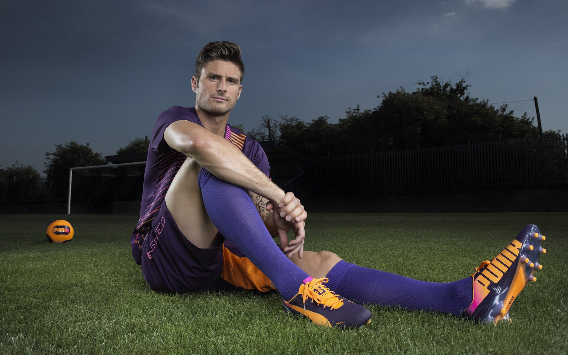 年度焦点之战之夜，格纳布里如何成为全场唯一焦点