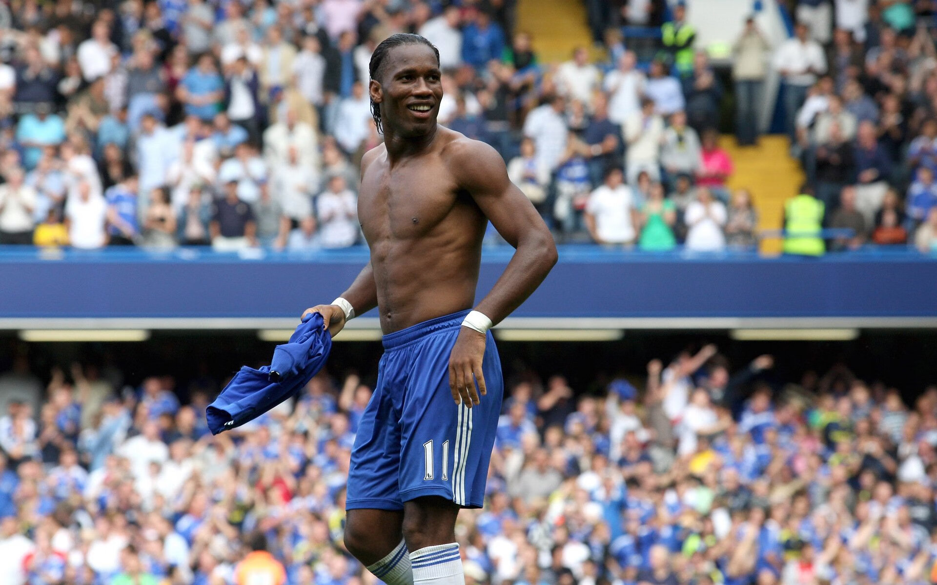 跨界逆转，从CBA到F1，米切尔的接管哲学