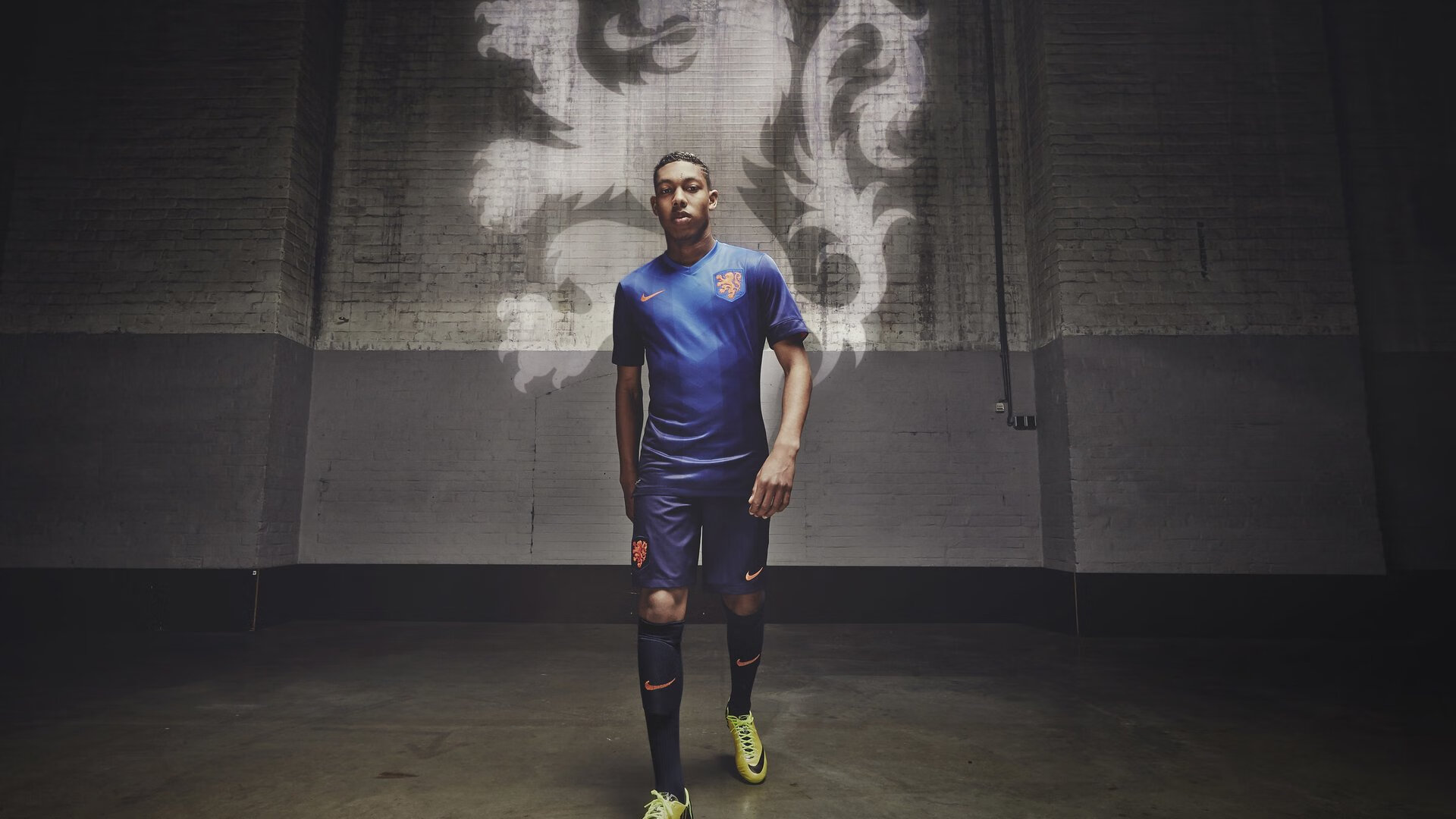 赛道上的逆袭，诺里斯点燃赛场，雷诺车队完胜红牛二队